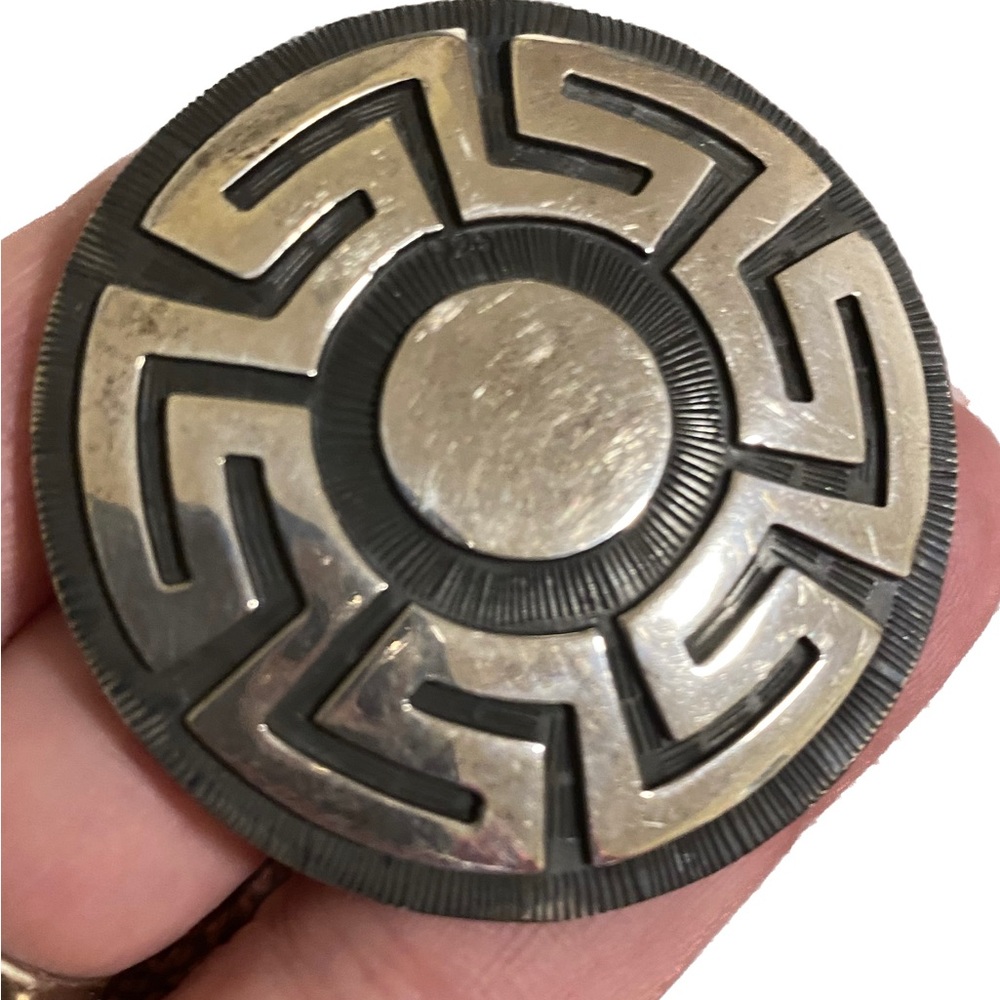 Geometric design Silver pin/pendant